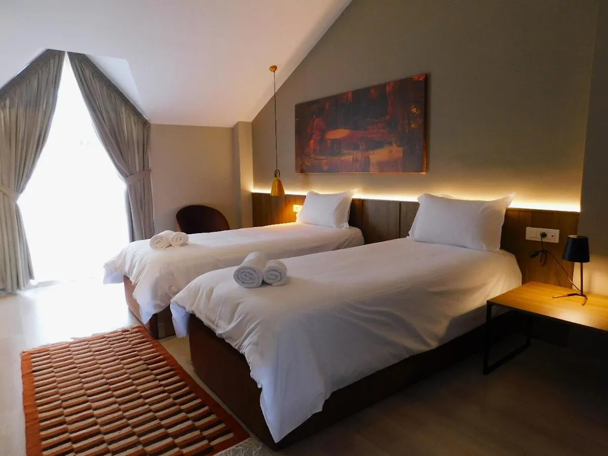Mik Hotel Görice