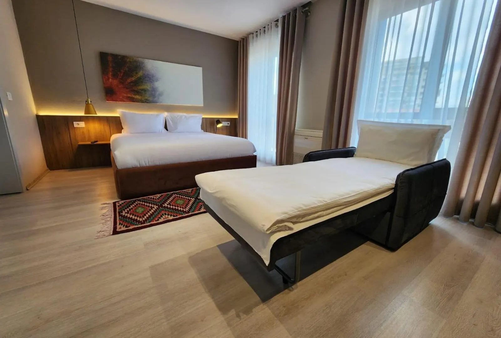 Mik Hotel Görice Arnavutluk